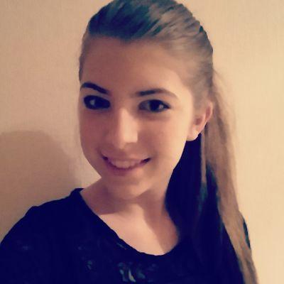 Quinty_P's profile picture. 15 years old ** Playing On The Piano ** Love4Graffiti ** Gothics Are Awesome. ** Love Fantasy Books :3 **