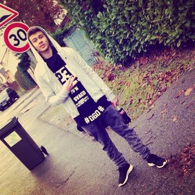 geoffreylacrime's profile picture. 