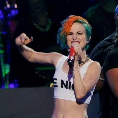 javimukawaii's profile picture. jfir Holaaa 
:D