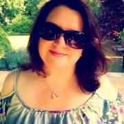 cupcakes and cocktails, health and happiness, (and now beer festivals) - I'm practically perfect in every way🍸🍰💋 🍺🍻🐝 - also the proud owner of a grandson