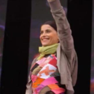 Followed by Mrs. Nelly Kim Furtado since 01/31/2013 & i met Nelly in Szczecin on 08/04/2013 & on 02/15/2015 in Davos