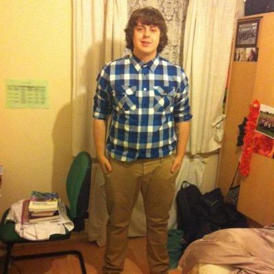 Dimension109 / / Competitive EU / Xbox one/ Halo Competive player / CoD Competive player.