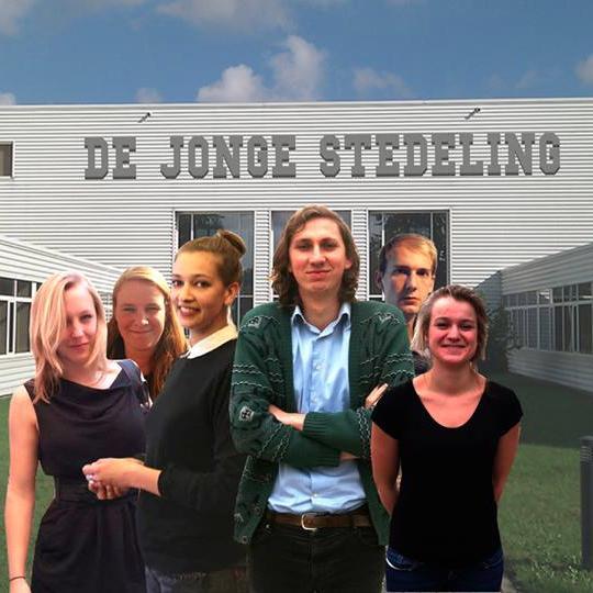 Wij zijn een groep jonge mensen die wonen in de stad. En wij maken interactieve avonden over de positie van jonge stedelingen op de arbeidsmarkt!