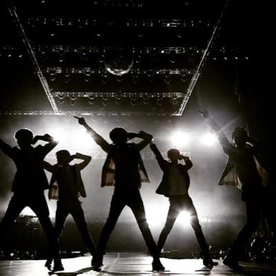 شآ shinee يني :-) أنتم عآلمي ♡