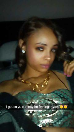 Sapphire, 23
One daughter Maci Mae
Always keeping God first
#followme