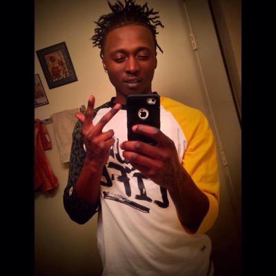 NH ✌️& ..Zymere Father 
XL