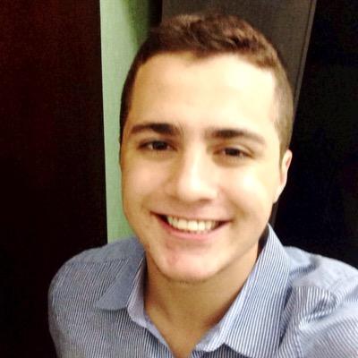 O idiota no país dos espertos. 
http://t.co/s0mnAjgbDy
Snap: luancosme