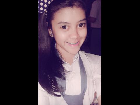 ErinNatasya5's profile picture. 