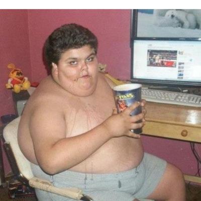soy billy soy el mayor de 2 hermanos adoptivos calabazin y yorolei en mi casa me dicen gorditobilly x q me gusta comer y espero q me sigan