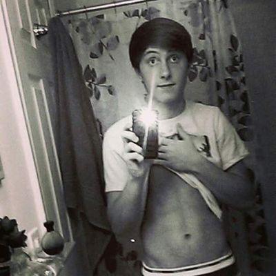 that_boy_trent1's profile picture. ☆that §toner kid 
☆fuck haters
☆§he my trap queen let her hit the bando!