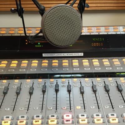Rock Jock on The Rock Station Eagle 98.1, and lover of all things funny. https://t.co/lTfCSkhNjX