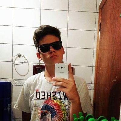 Idade:1.4
Bonde:KS's
Vida nova¥¥
wpp:97770459 chama la;)