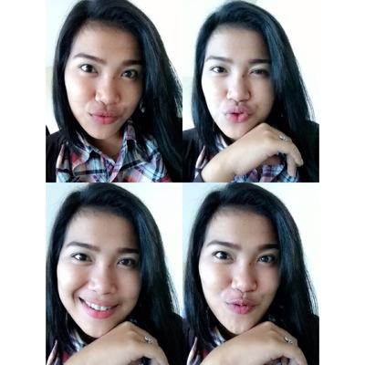 Ga ada yg lebih penting selain senengin hati tuhan. JESUS bless☺♥