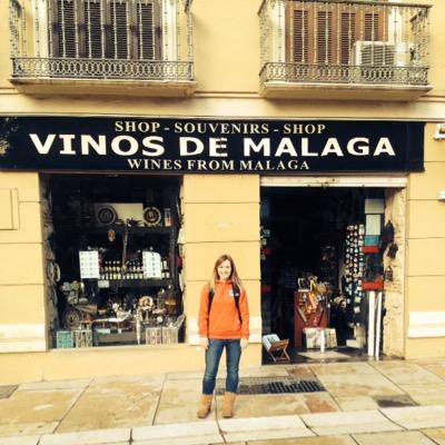 Wife, mother and part time aviation geek! Qualified in Modern Foreign! Me gustan sprechen les langues!!
