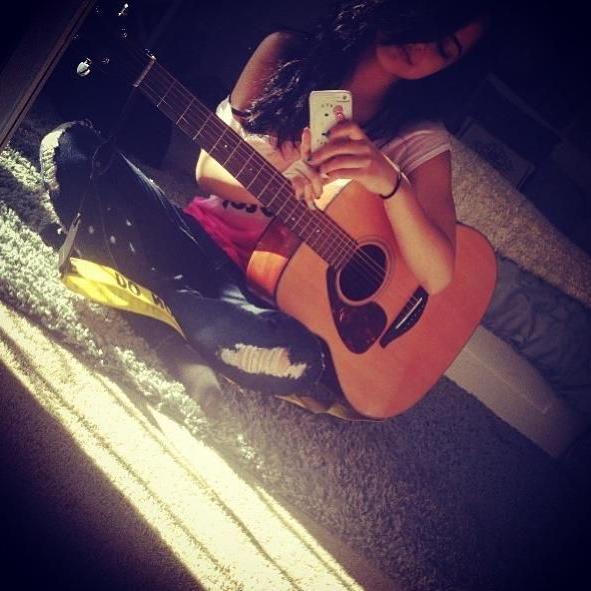 ManiiPan's profile picture. No Todo Aquel Que Tiene Cicatrices En Sus Muñecas Es Emo Ni Todo Aquel Que Lleva Una Sonrisa En Su Rostro Es Feliz...