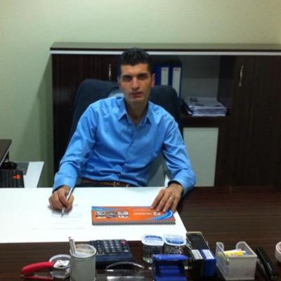 bu dünyada mutlu olmak istiyorsan ya kafan güzel olacak yada paran olacak be hacı:)