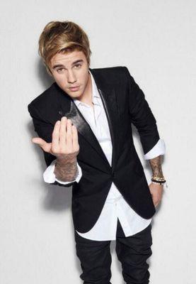 @justinbieber my biggest idol♥