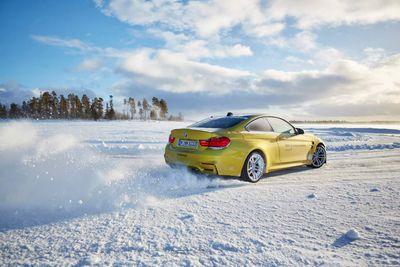 ComDebby1987's profile picture. 