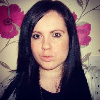 EmmaLouise_1987's profile picture. is 27 and works for Axiom manufacturing services