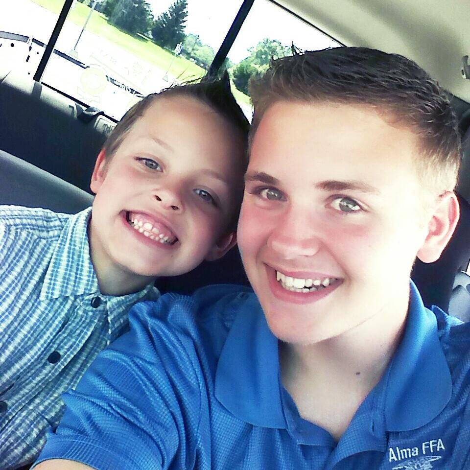 coopbees's profile picture. 