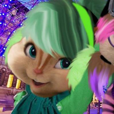 Hey everyone,Im Molly ^^ #Sisters @ZoeytheShyette & @Lizzy_Shyette  #Bro @MunkFlash #Engaged to @NateTheMunk,I love you so much.