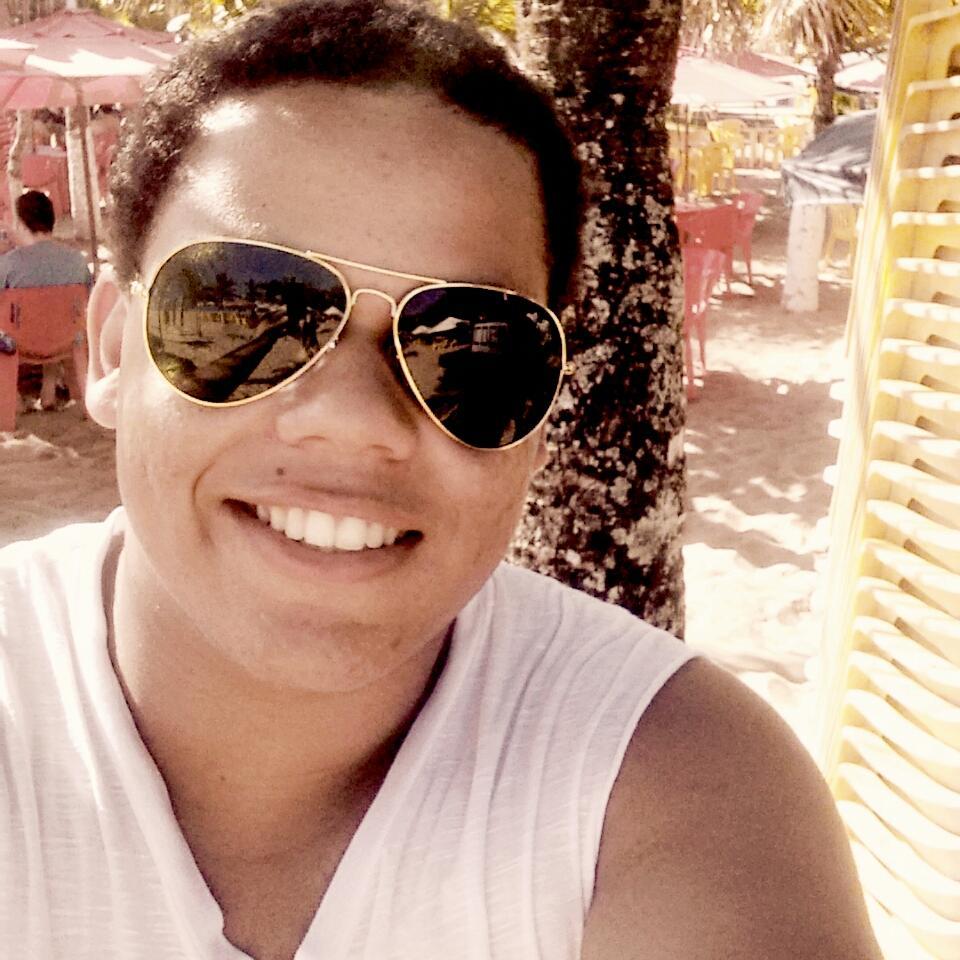 Mesmo que eu encontre outra pessoa, mesmo que você encontre também. É você. Sempre foi você, sempre vai ser você.
—  P.S. Eu Te Amo.