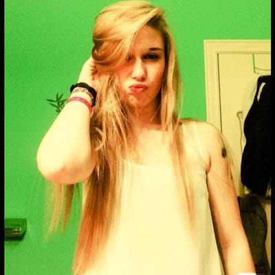 bitche16's profile picture. 