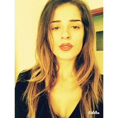 Katü de öğrenci :)  canımın istemediği mesaja cevap vermem