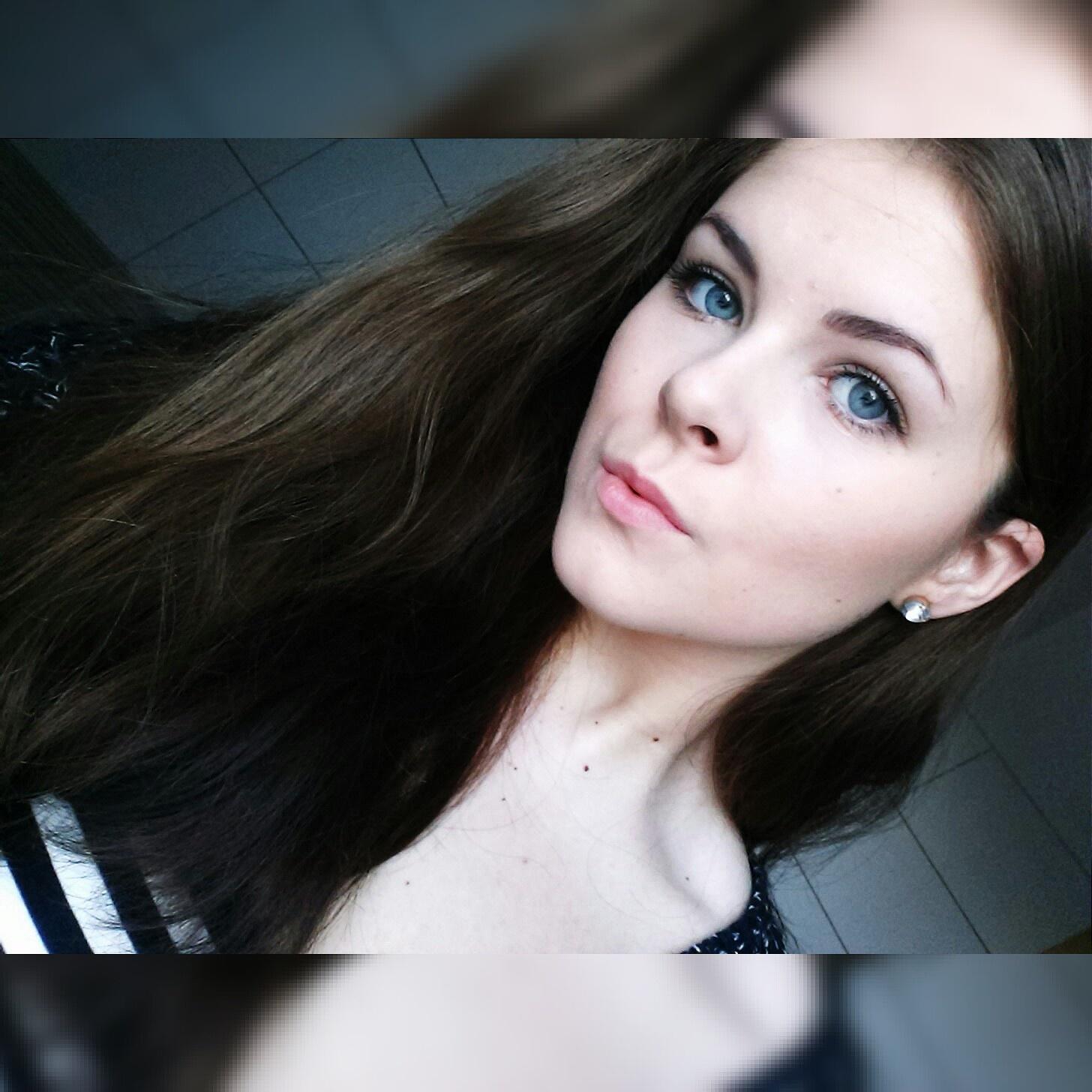⚫BARBORA HANZLÍČKOVÁ