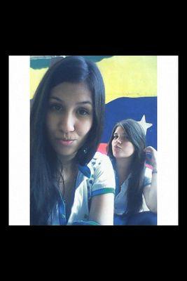 JeslyNakary's profile picture. 