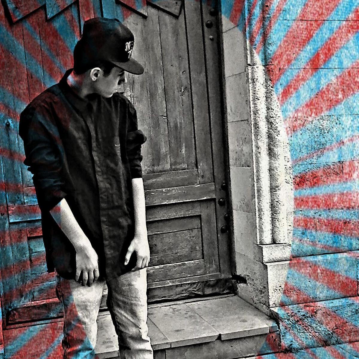 New musics by Resul E coming soon!!!https://t.co/CgAZc69vNT   https://t.co/xBtWfc4UvA
