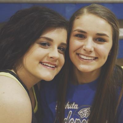 Mmelanie009's profile picture. cake