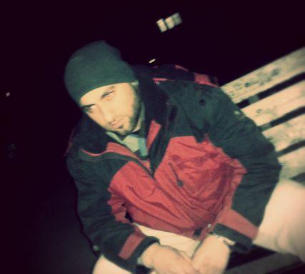 BadarSoory's profile picture. 