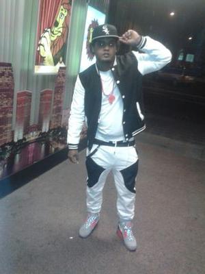 wardalove1124's profile picture. 