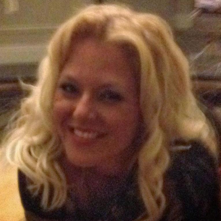 Mom of 3, new grandson who is my heart. Lover of all things house