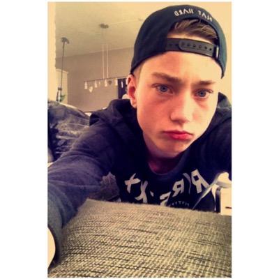 larsboy98 Profile Picture