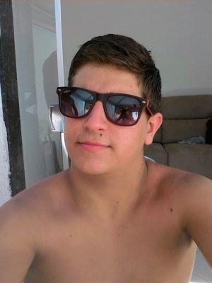 Enquanto a cor da pele for mais importante que o brilho dos olhos, haverá guerra.✌