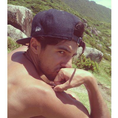 meu escritório é na praia eu to sempre na área