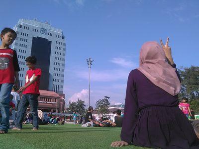 jangan pernah untuk berputus asa. terus bersyukur dan raihlah mimpimu untuk mengejar cita-citamu