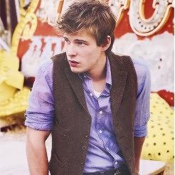 LorcxnScamander's profile picture. XVII. Slytherin. Lysander's twin. #AKR