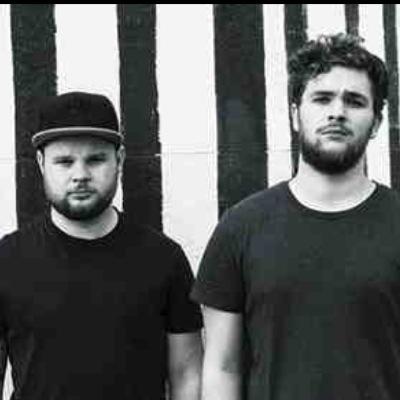 discovermusicrn's profile picture. 