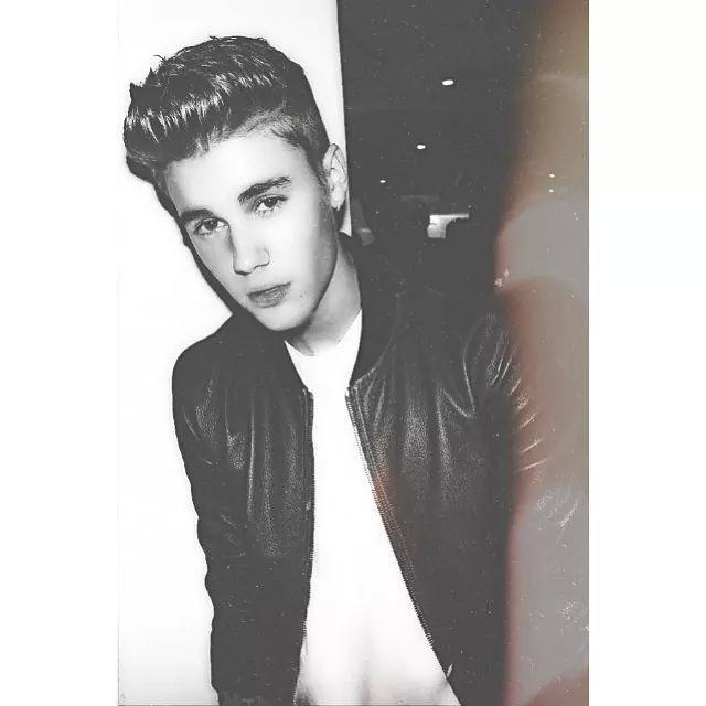 bdc bdc bdc bdc bdc ❤ (Ayudaremos también a conseguir el follow de @justinbieber para todas ustedes)