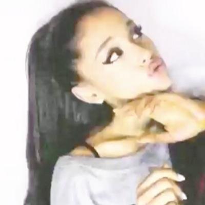 ♥follow @biebsxj and ASK FOR FBACK♥