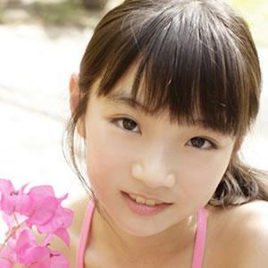 とってもキュートなジュニアアイドル、河合すみれちゃんの画像をUPします(^^)