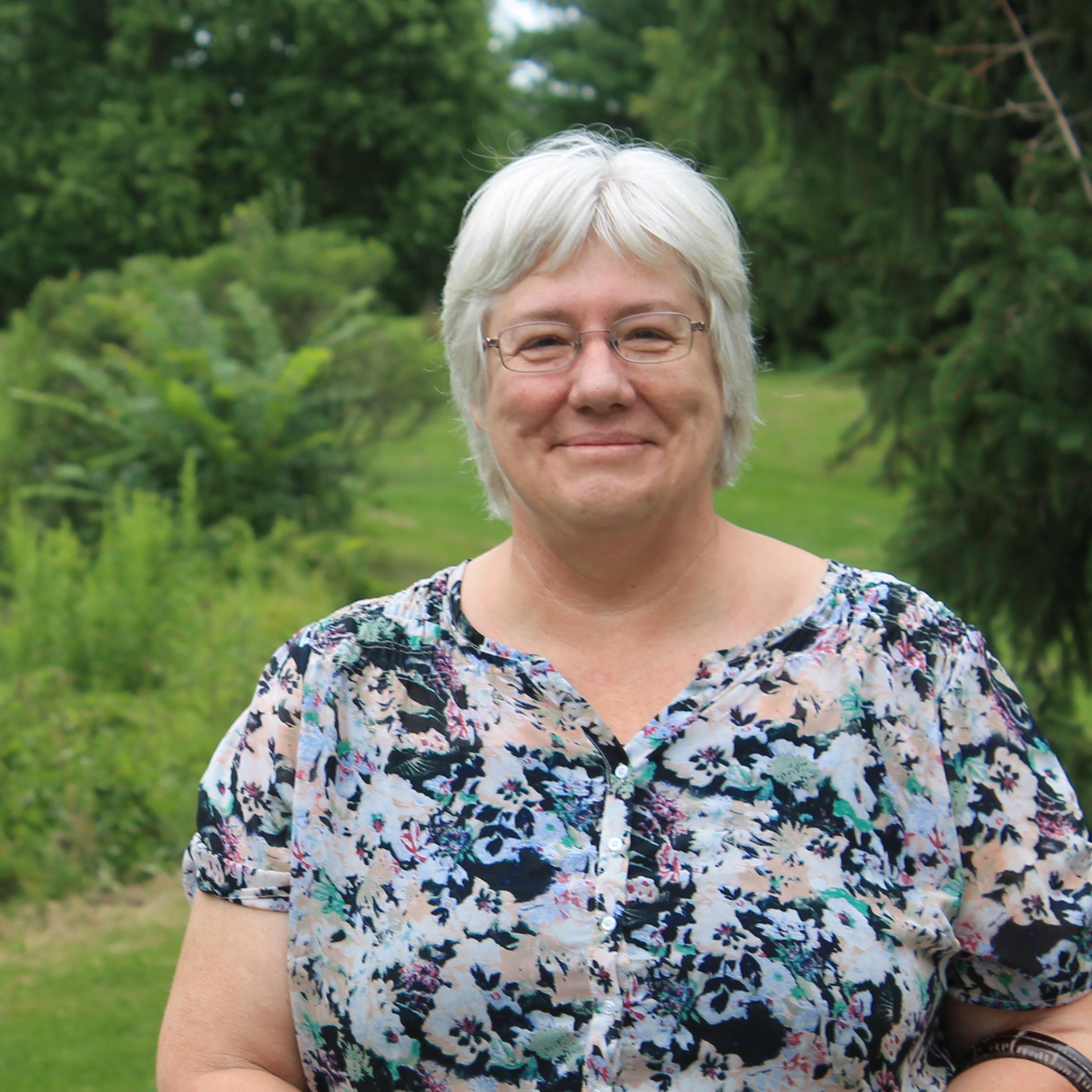 clutterqueen1's profile picture. 