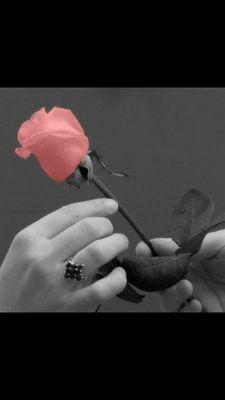 ‏‏ولدفء مبسمك..وجمال عينيك..طوعت قلمي..فهمسي لك..وحور أنا من أجلك خلقت.
