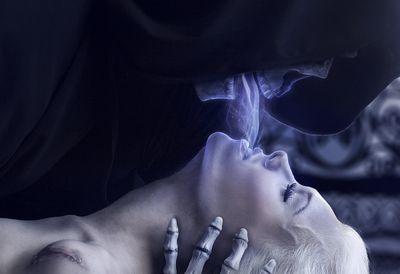 Oscar_mg5's profile picture. Querer es fácil, ¿pero amar? amar sale muy caro