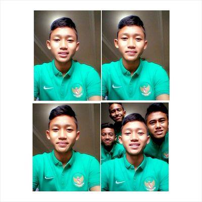 Berusaha dan berdoa. Player Football @DinaNisrina_ ♥ | Ig: Riskifajar9