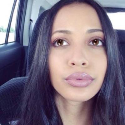 Hello I'm a 30 year occupational therapist and also model part time no kids originally from Houston TX baby. Im thin beauty that keep myself busy in life!!!