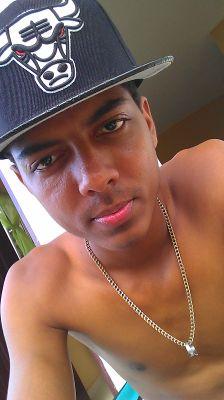 Llamame_Tore's profile picture. Sentimiento, Elegancia y Maldad ♥ Follow Y Te Doy Back!! Love Dios, Madre, ♥.♥ ! Music. Bff: @ambarcarolina12